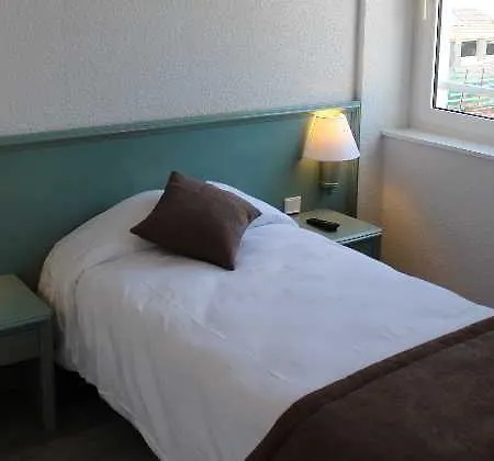 De France Contact-hôtel 2*