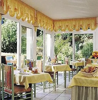 De France Contact-hôtel Hotel 2*